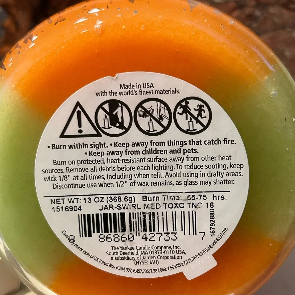 Yankee Candle Toxic Tonic  Swirl 13 OZ. Apple & Pumpkin. Retired and HTF.
